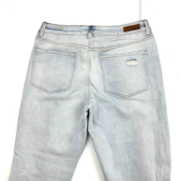 Garage Distressed Cuffed Girlfriend Women's size 7 Light Wash Blue Denim jeans - Picture 4 of 4